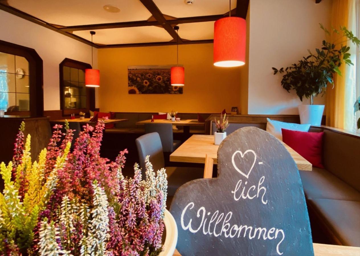 Hotel Sonnenhuegel Bad Bevensen Esterno foto